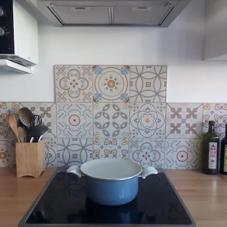 Au Parfait, T2 Rdc, Frais, Jardin, Calme, Parking, Idéalement Placé Issoire