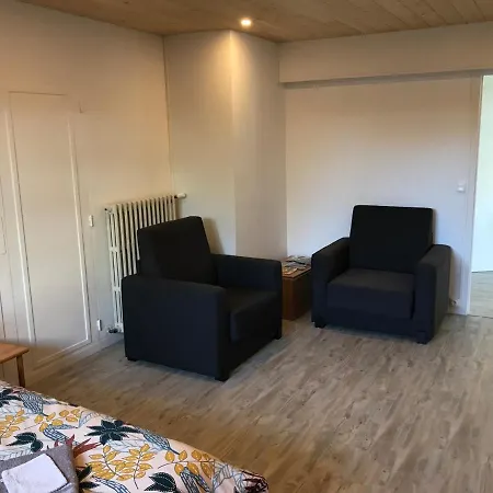 Au Parfait, T2 Rdc, Frais, Jardin, Calme, Parking, Idéalement Placé Apartamento