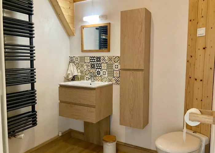 Apartment Au Parfait, T2 Rdc, Calme, Parking, Idealement Place *